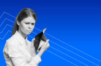 woman holding empty wallet